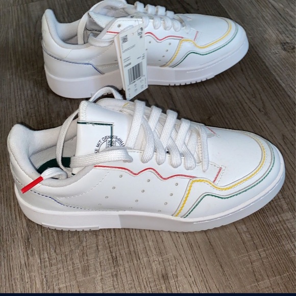 Shoes - Picture 3 of 5